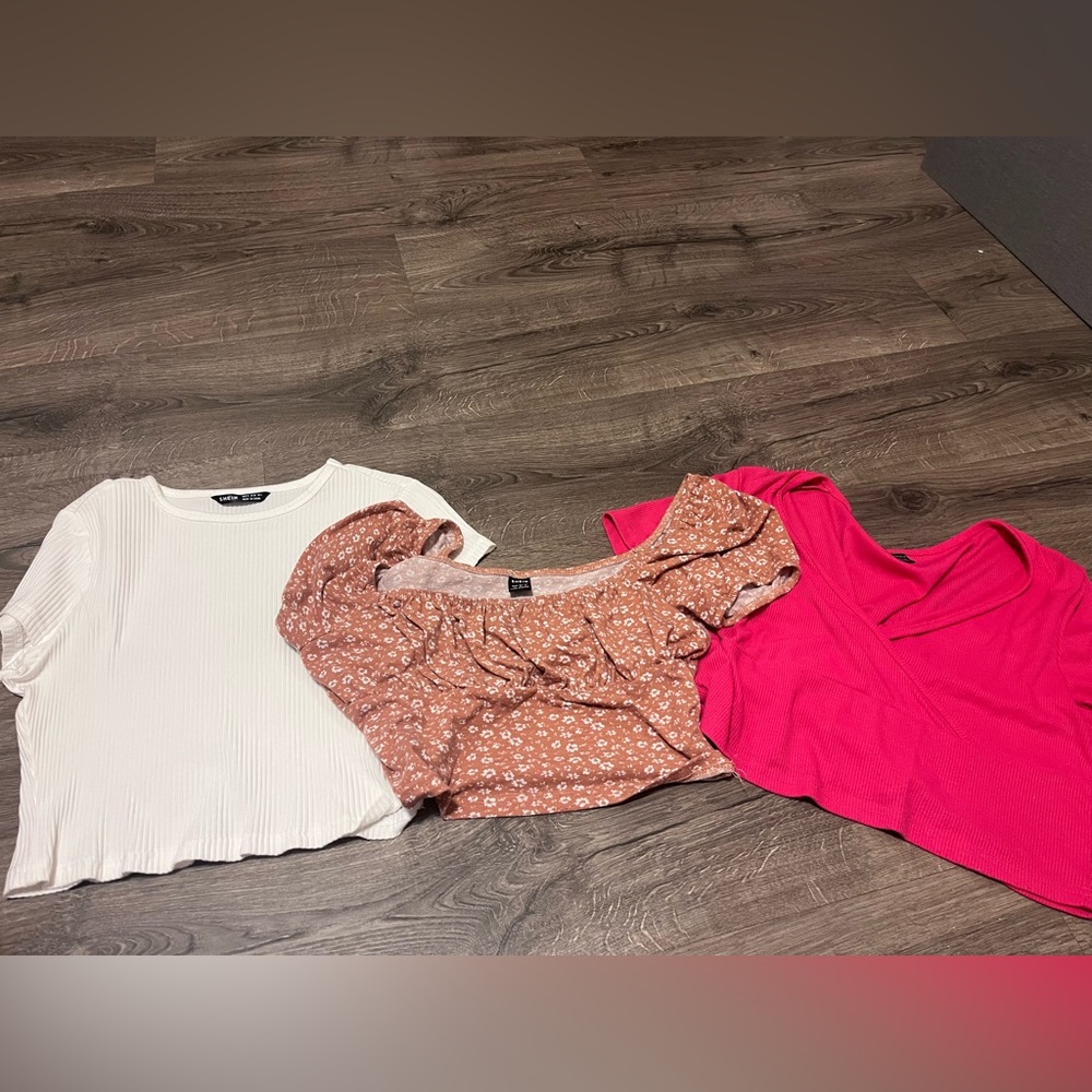 Lot of SHEIN clothes- like new condition!